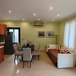 Suli Residences *